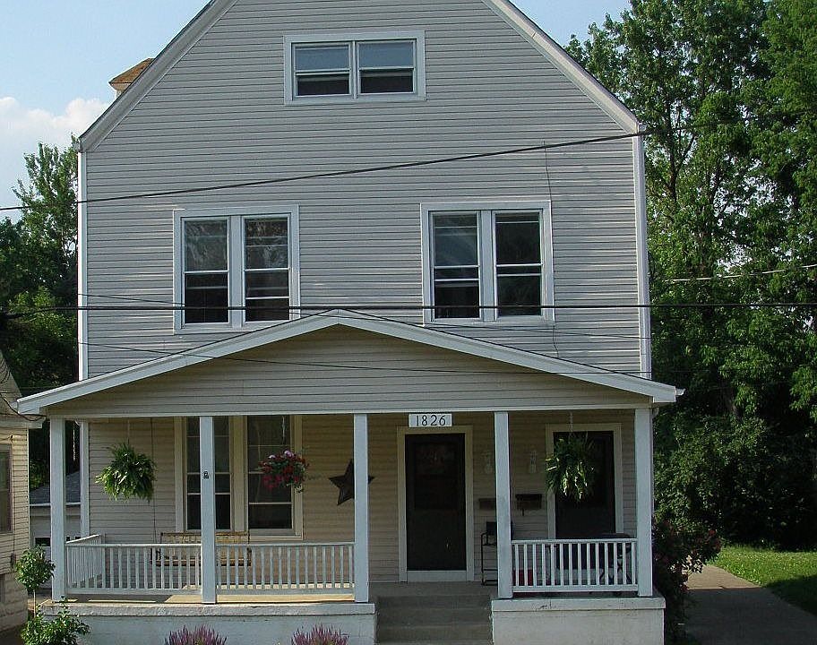 1st image of 1826 Elm Ave