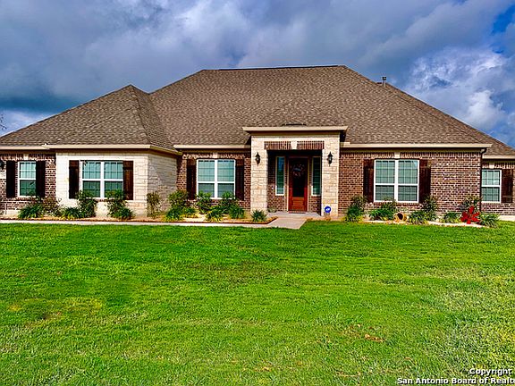 4th image of 258 Mary Ella Dr.