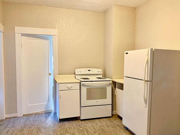 5th image of 7039 15th Ave NW