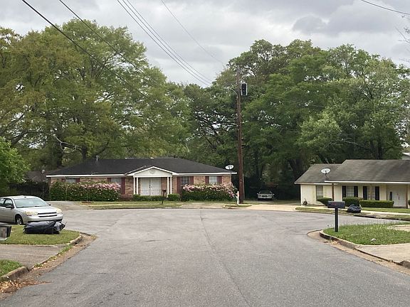 5th image of 717 Brannan Ct