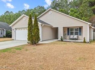 4017 W T Whitehead Dr, Jacksonville, NC 28546
