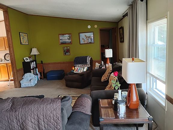3rd image of 48576 Pineview Dr Unit 136