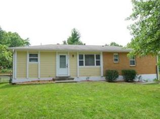 205 NW 74th St, Gladstone, MO 64118