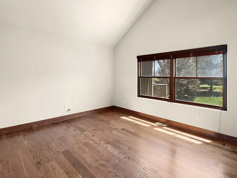 29 Primrose Rd — Photo 35