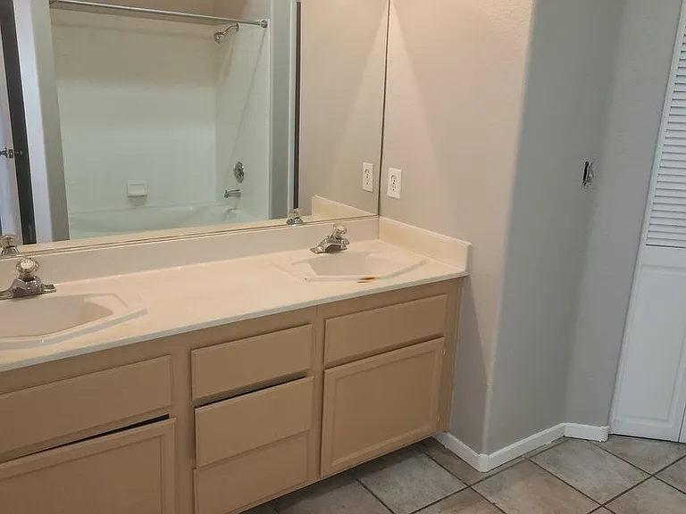 6920 Coral Rock Dr — Photo 8