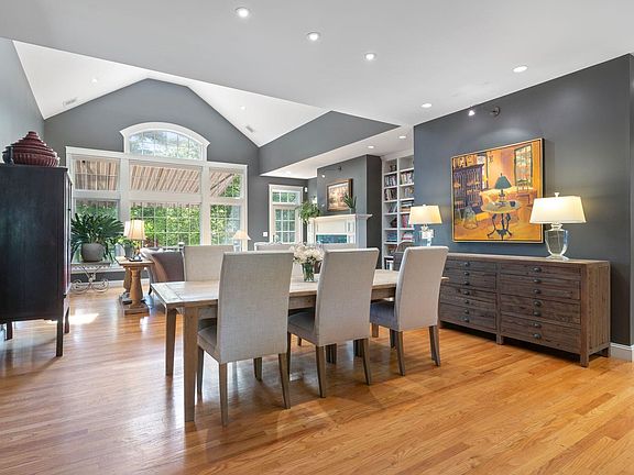 3rd image of 34 Marigold Lane
