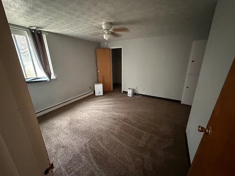 4722 Castlebar St NW #8 — Photo 3