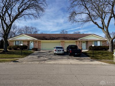 1325-1327 Rosehaven Cir, Dayton, OH, 45429