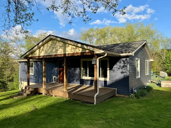 1127 Allegheny Ave, Oil City, PA 16301