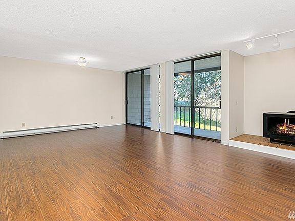 2nd image of 6355 137th Ave NE APT 299
