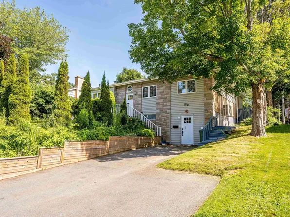 40 Gateway Rd, Halifax, NS B3M 1M9
