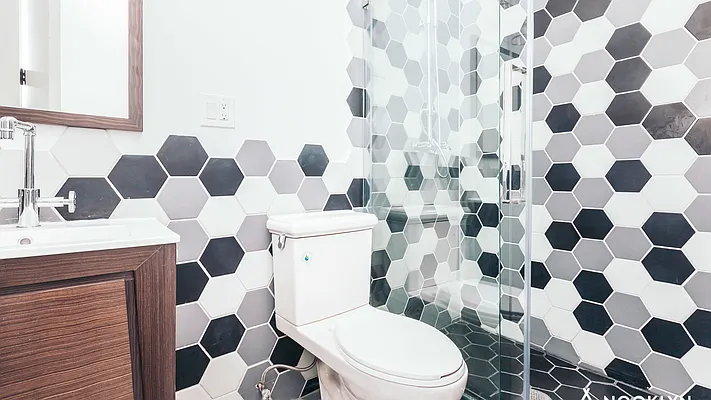 Rented by Nooklyn NYC LLC | media 25