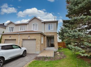 257 Rustic Hills Cres #1, Ottawa, ON K4A5A5