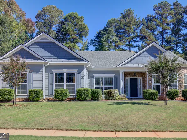 24 Stonebridge Pass, Newnan, GA 30265