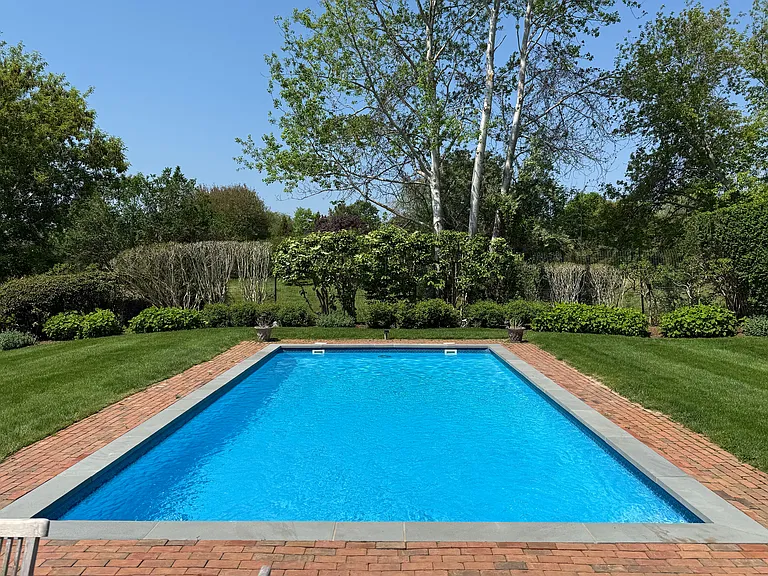 176 Lockwood Ave — Photo 4