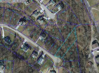 1297 Cresthaven Dr, Lawrenceburg, IN 47025