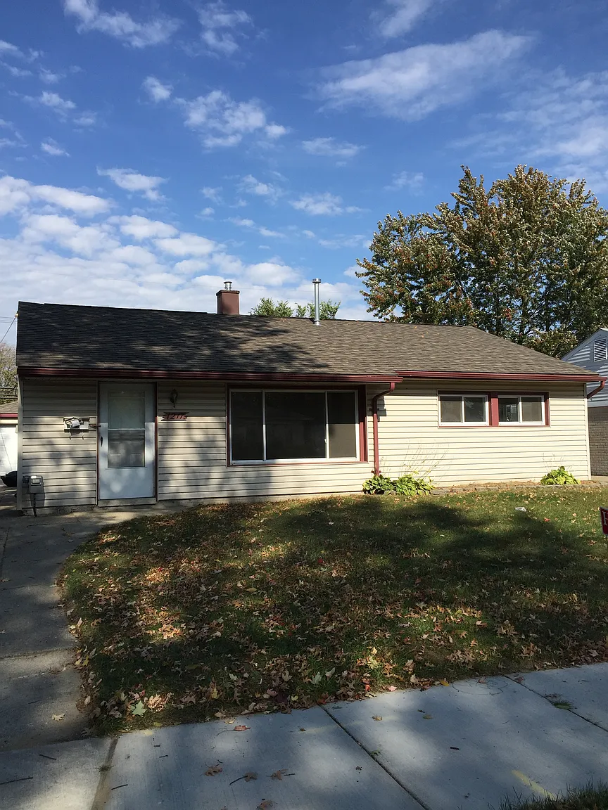 1217 E Harwood Ave photo 1