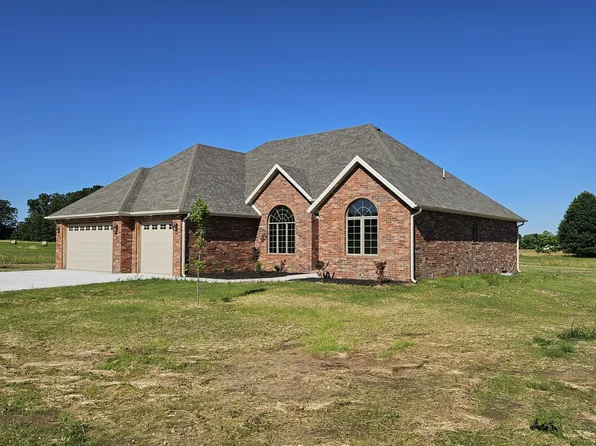 5443 N Seitz Avenue, Springfield, MO 65803