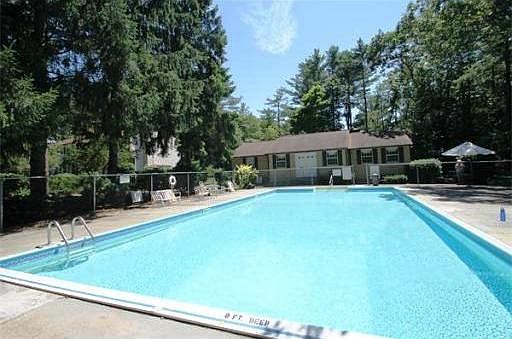 1st image of 6 Treetop Ln #5
