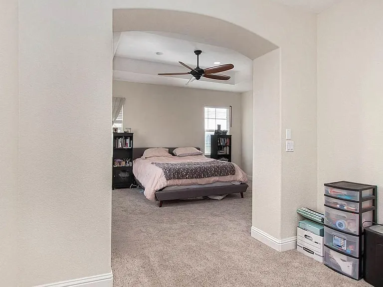 2380 Fernwood Ln — Photo 13