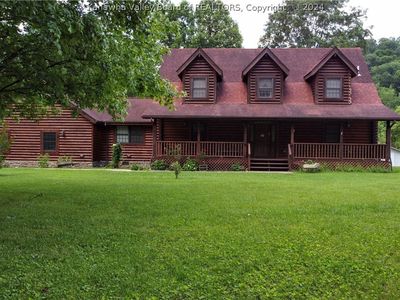661 Dupont Rd, Poca, WV, 25159