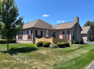 8848 Linksway Dr, Powell, OH 43065