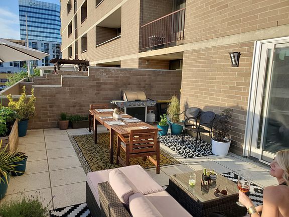 5th image of 230 E Broadway St #403