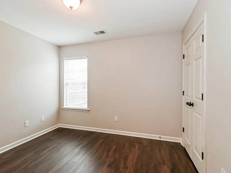 7852 Ridgedale Dr — Photo 11