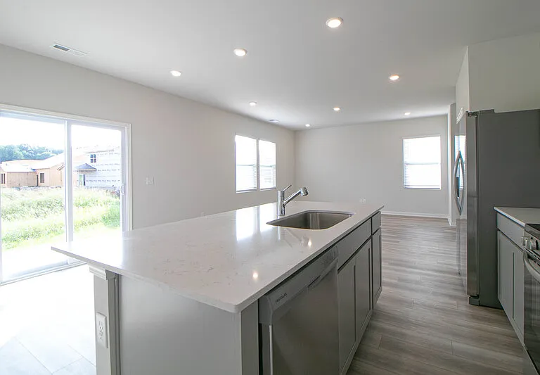 1247 Ross Farms Blvd — Photo 9