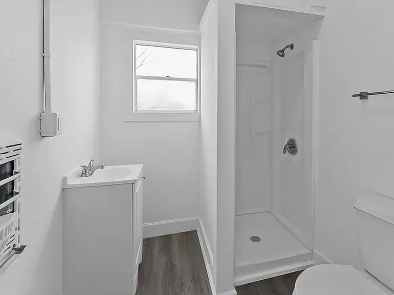 146 Fairview Ave #2-3 — Photo 5