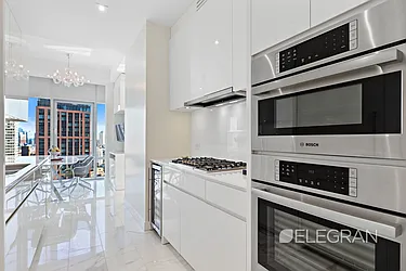 Rented by (Legacy) Elegran