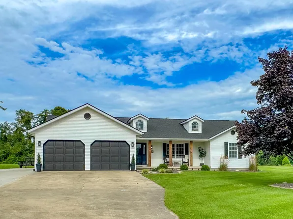 192 Maple Run Estates Dr, Springville, IN 47462