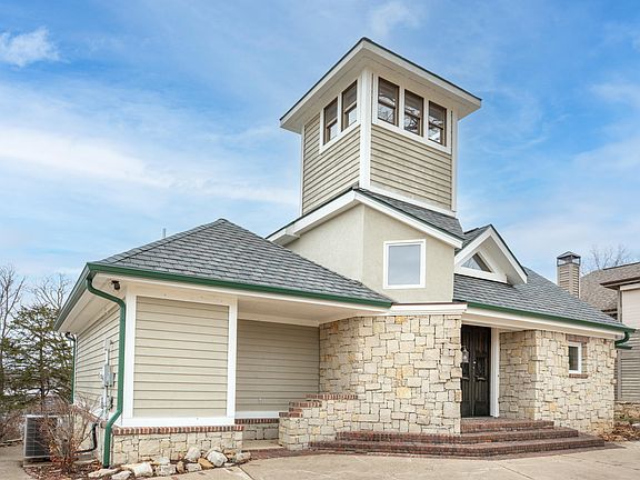 5th image of 458 Tina Street