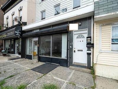 264 Fairmount Ave, Jersey City, NJ, 07306