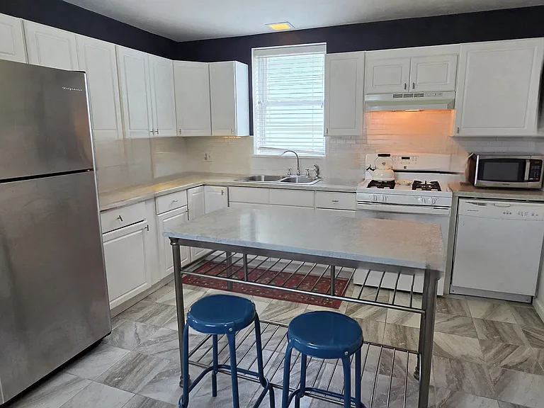 5342 Daggett Ave — Photo 9