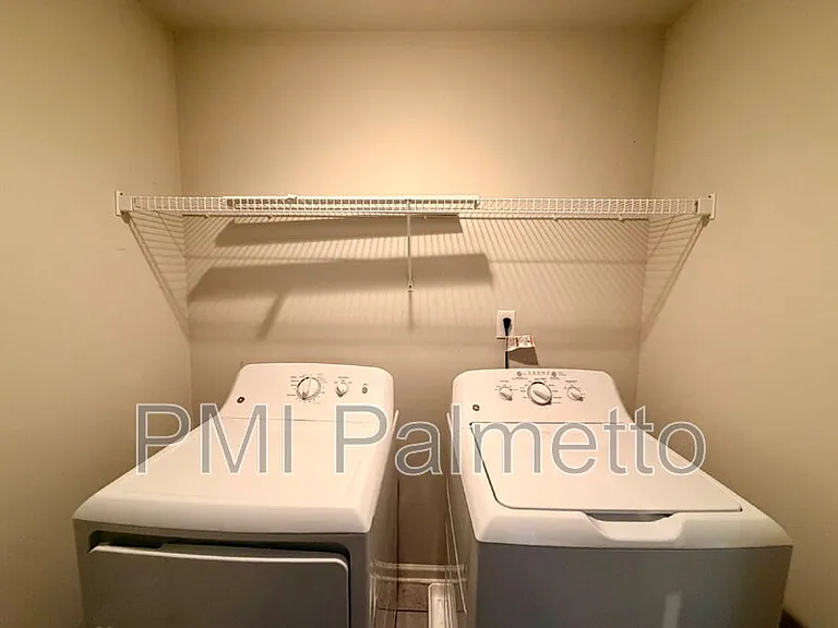 147 Saint George Rd — Photo 26