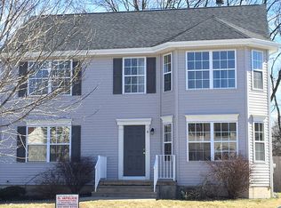 9 Ginger Dr, Edison, NJ 08837