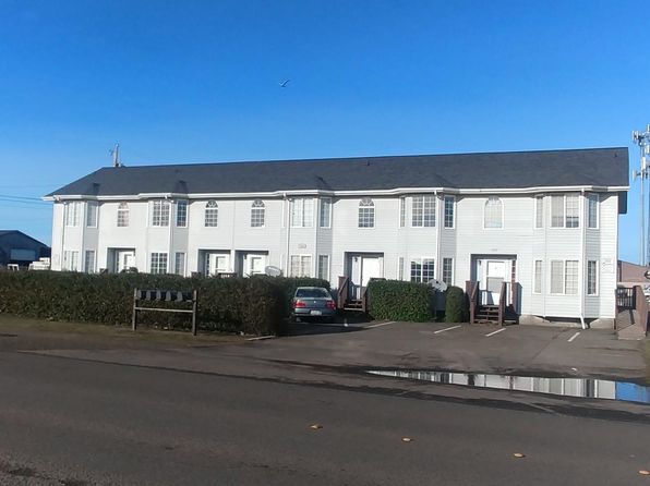 130 E Chance A La Mer NE #D, Ocean Shores, WA 98569 – 2-bedroom rental in Ocean Shores