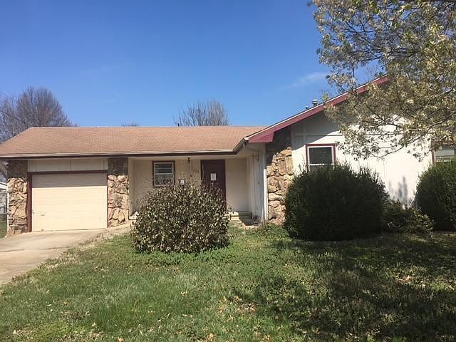 1st image of 203 Cherry Ln