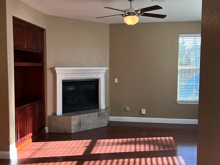 188 W Charlene Ct — Photo 14