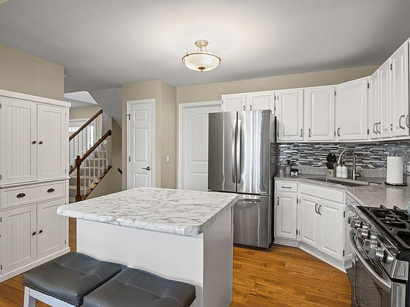 5th image of 881 N Cove Dr #877C
