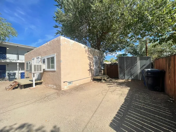 212 Cornell Dr SE APT B, Albuquerque, NM 87106