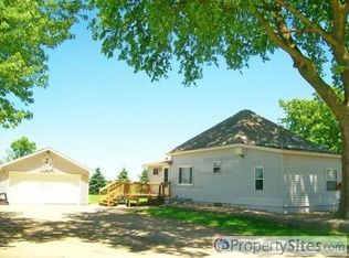 22994 Mellotts Rd, Sterling, IL 61081