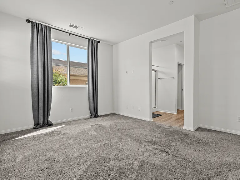 14610 Isla Vista Dr — Photo 18