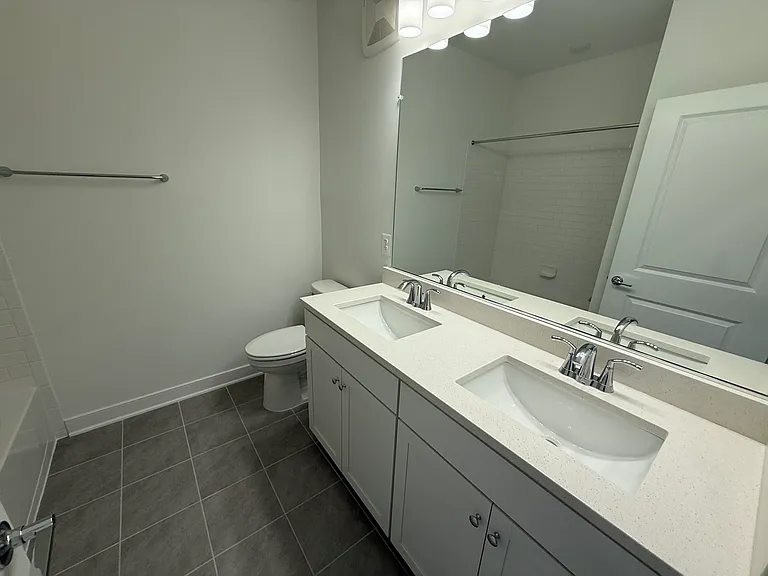 16172 Frederick Rd — Photo 18