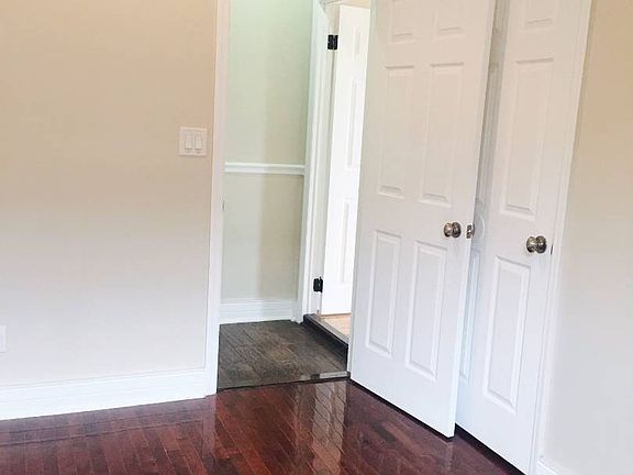 4th image of 15003 88th Ave APT 4C