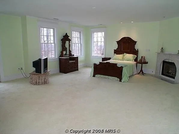40352 Hurley Ln, Paeonian Springs, VA 20129