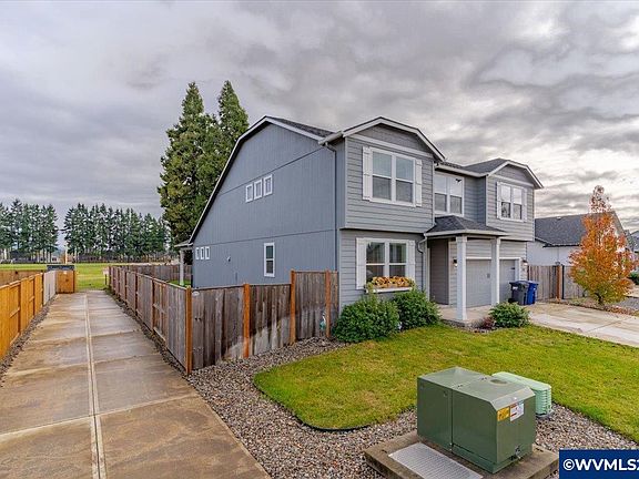 2nd image of 2292 Woodcock Ave