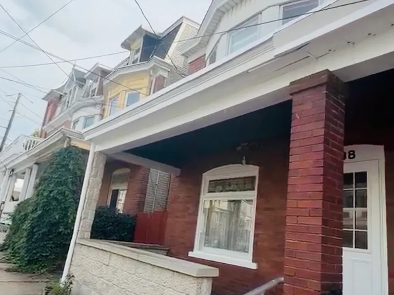 38 S Carlisle St — Photo 2