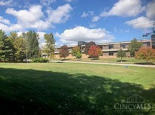 7379 Cornell Rd, Montgomery, OH 45242